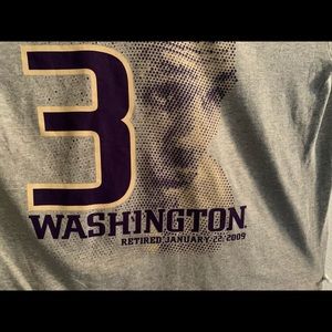 Brandon Roy UW Jersey retirement tshirt